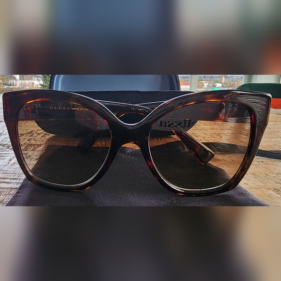 Gucci Sunglasses - GG0459S - Picture 5 of 9